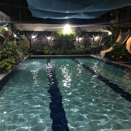 Srjo Fun Central Resort Calamba  Exterior foto