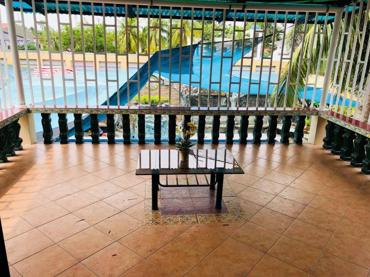 Srjo Fun Central Resort Calamba  Exterior foto
