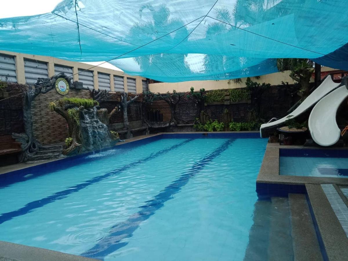 Srjo Fun Central Resort Calamba  Exterior foto