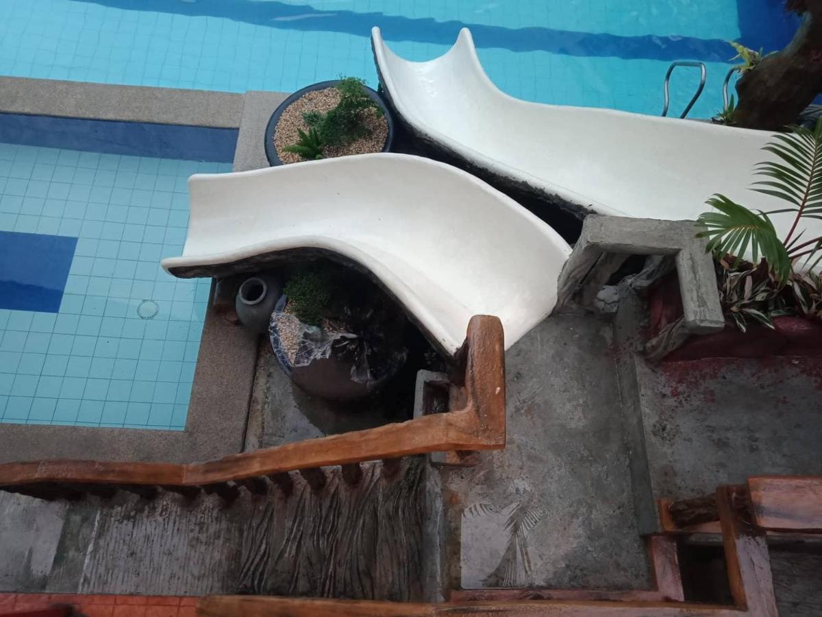 Srjo Fun Central Resort Calamba  Exterior foto